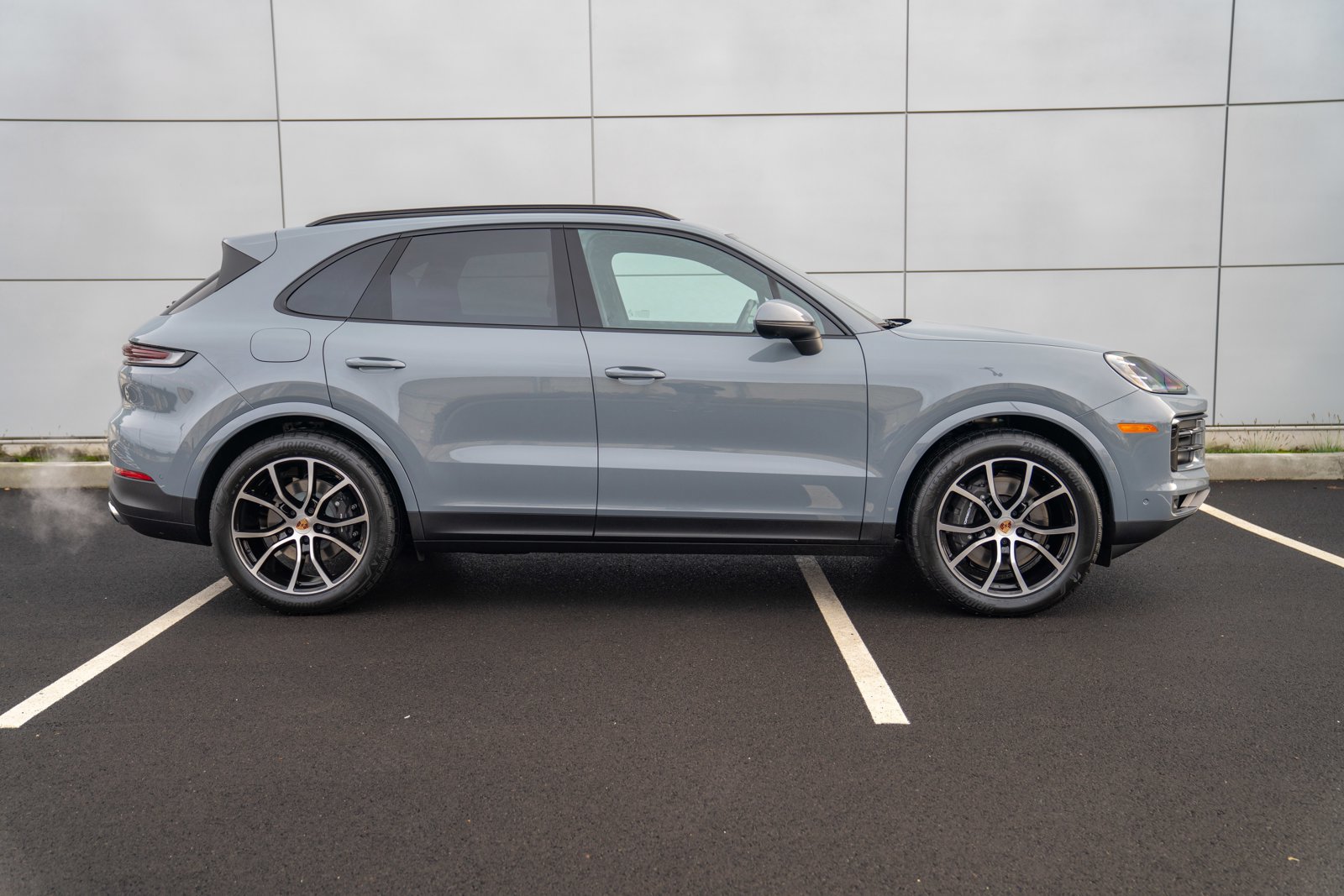 Certified 2026 Porsche Cayenne AWD/4WD image 8