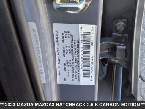 Used 2023 MAZDA MAZDA3 s FWD image 23