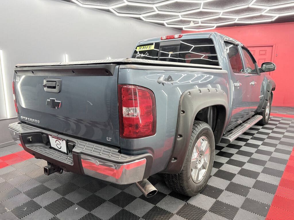 Used 2013 Chevrolet Silverado 1500 LT w/ All-Star Edition AWD/4WD image 4