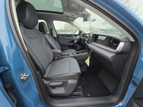 New 2026 Volkswagen Tiguan SE AWD/4WD image 11