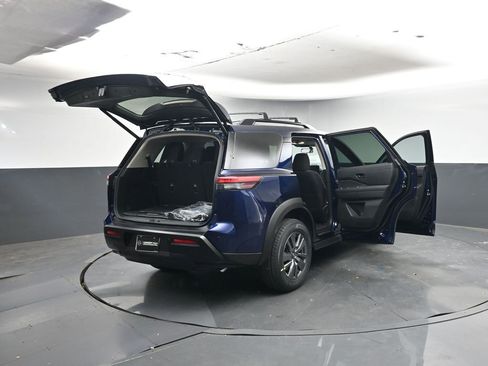 New 2026 Nissan Pathfinder SV image 45