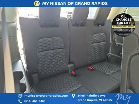 Used 2023 Nissan Pathfinder SV AWD/4WD image 25