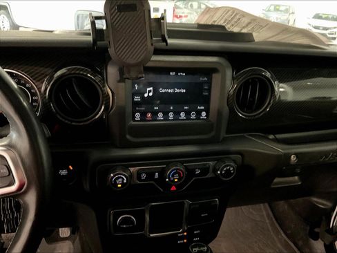 Used 2020 Jeep Wrangler Sport AWD/4WD image 5