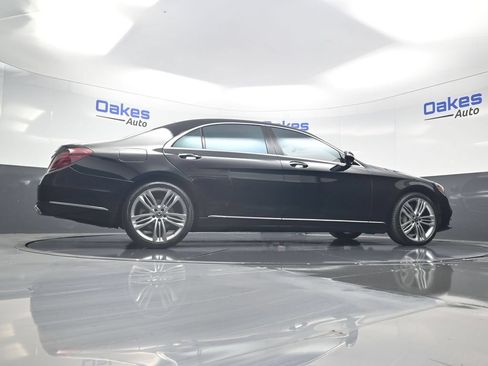 Used 2018 Mercedes-Benz S 560 4MATIC Sedan image 45