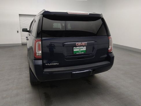 Used 2017 GMC Yukon SLT AWD/4WD image 6