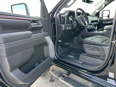 New 2026 GMC Sierra 3500 Denali w/ Denali Reserve Package AWD/4WD image 20