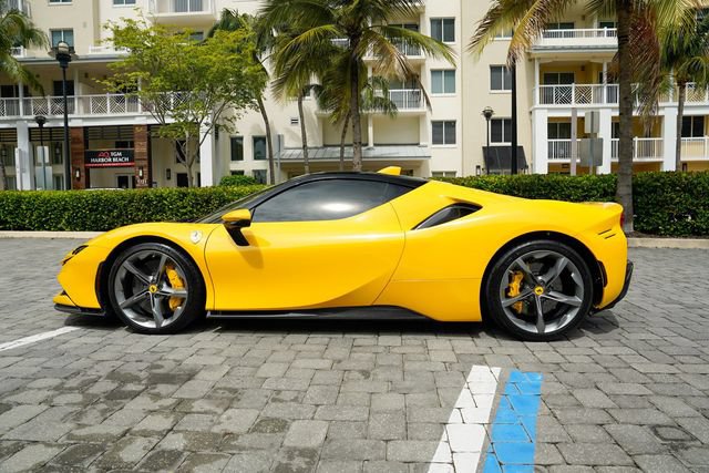 Used 2021 Ferrari SF90 Stradale AWD/4WD image 15