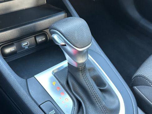Used 2023 Kia Forte LXS w/ LXS Technology Package FWD image 31