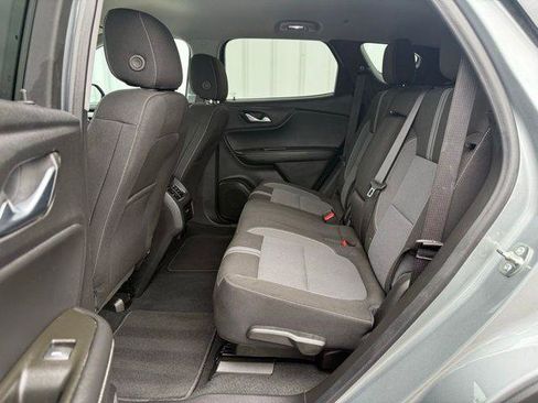 Used 2025 Chevrolet Blazer LT AWD/4WD image 5