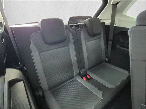 Used 2021 Volkswagen Tiguan S FWD image 21