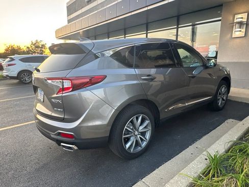 Used 2024 Acura RDX w/ Technology Package AWD/4WD image 4