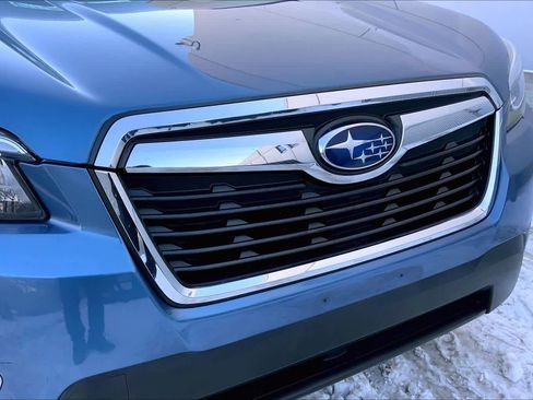 Used 2019 Subaru Forester Limited image 32