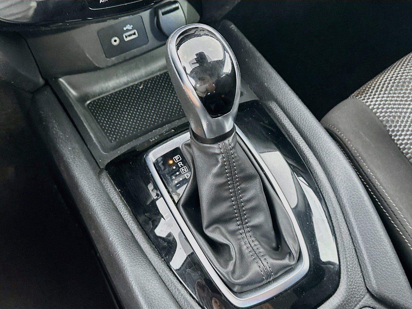 Used 2020 Nissan Rogue Sport SV AWD/4WD image 15