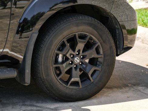 Used 2021 Nissan Frontier SV w/ Midnight Edition Floor Mats image 50