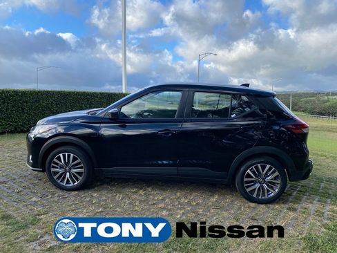 Used 2024 Nissan Kicks SV FWD image 4