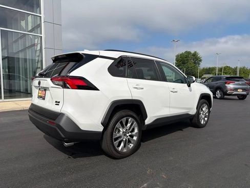 Used 2025 Toyota RAV4 XLE Premium w/ Weather Package AWD/4WD image 7