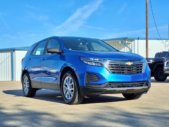 Used 2024 Chevrolet Equinox LS FWD image 4