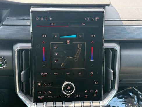 Used 2025 GMC Acadia Elevation FWD image 16