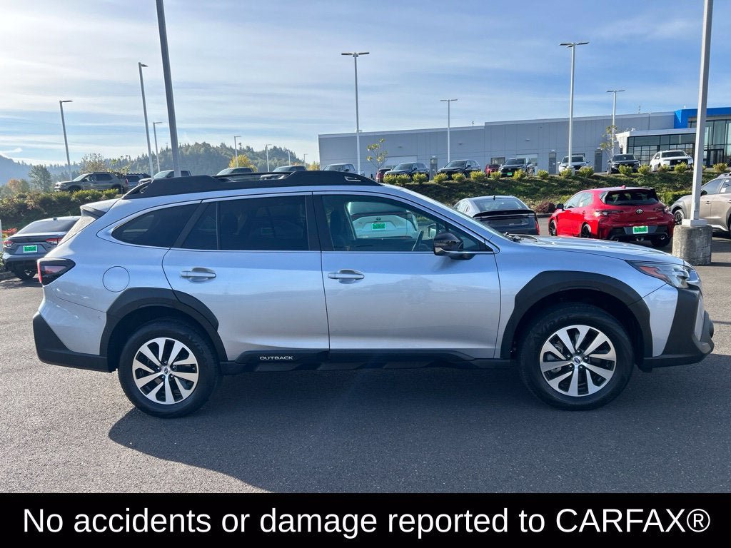 Used 2023 Subaru Outback Premium AWD/4WD image 5