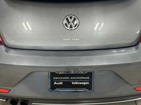 Used 2018 Volkswagen Beetle 2.0T Coast FWD image 20