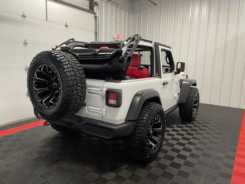 Used 2024 Jeep Wrangler Sport AWD/4WD image 3
