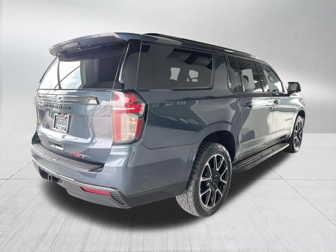 Used 2021 Chevrolet Suburban RST w/ Luxury Package AWD/4WD image 4