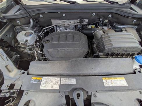 Used 2025 Volkswagen Atlas SE FWD image 18