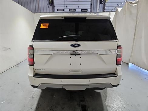 Used 2018 Ford Expedition Limited w/ Equipment Group 301A image 5