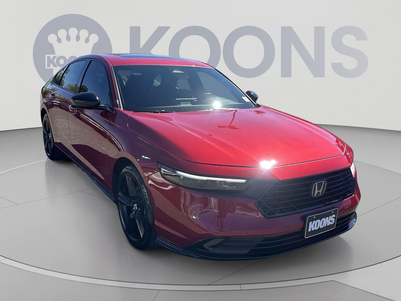 Used 2025 Honda Accord Sport image 2