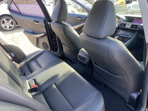 Used 2017 Lexus IS 200t IS Turbo F Sport image 19