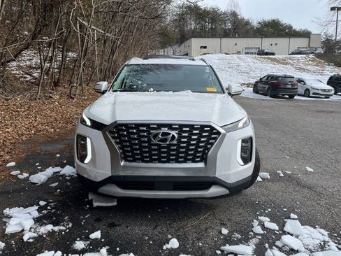 Used 2021 Hyundai Palisade SEL w/ Convenience Package image 2