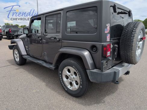 Used 2014 Jeep Wrangler Unlimited Sahara w/ Max Tow Package AWD/4WD image 2