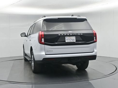Used 2025 Ford Expedition Active image 59