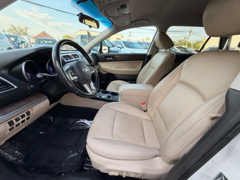 Used 2016 Subaru Outback 2.5i Limited AWD/4WD image 20