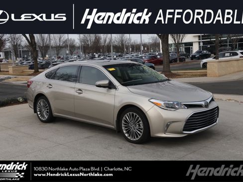 Used 2016 Toyota Avalon Limited image 1