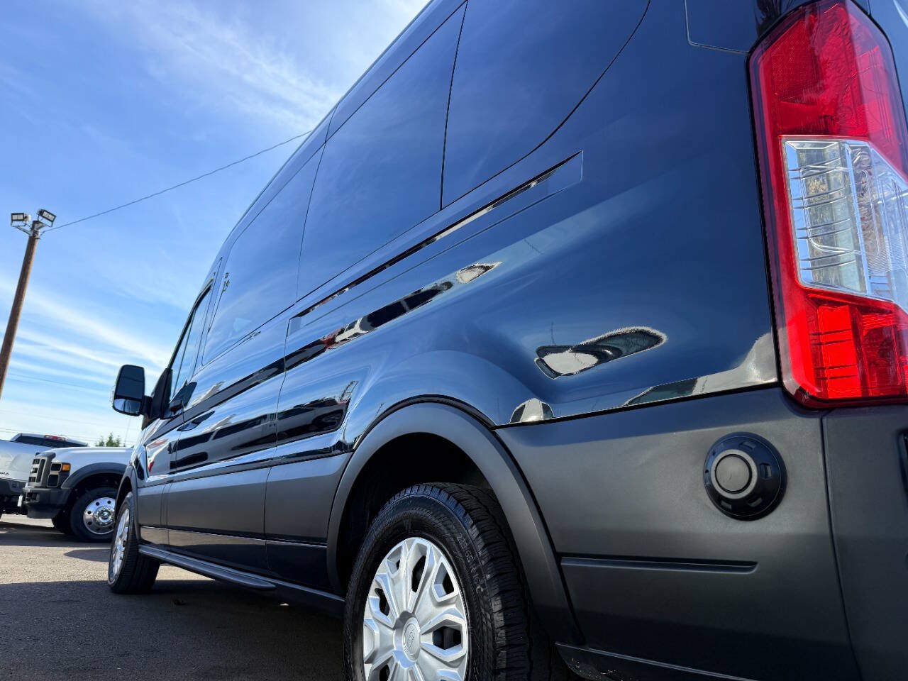Used 2024 Ford Transit 350 XLT RWD image 5