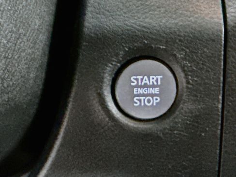 Used 2022 Nissan Frontier S w/ Technology Package AWD/4WD image 21