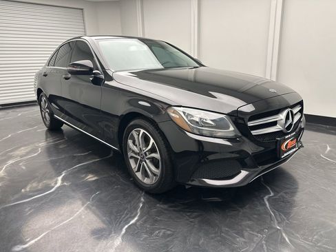 Used 2017 Mercedes-Benz C 300 Sedan image 2