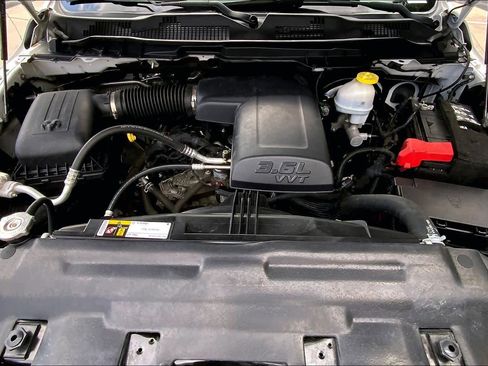 Used 2023 RAM 1500 Tradesman w/ Chrome Appearance Group image 29