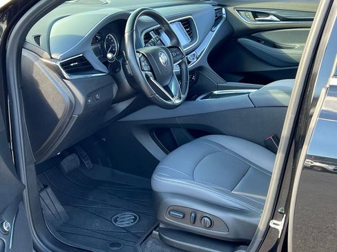 Used 2024 Buick Enclave Essence w/ Sport Touring Edition image 10