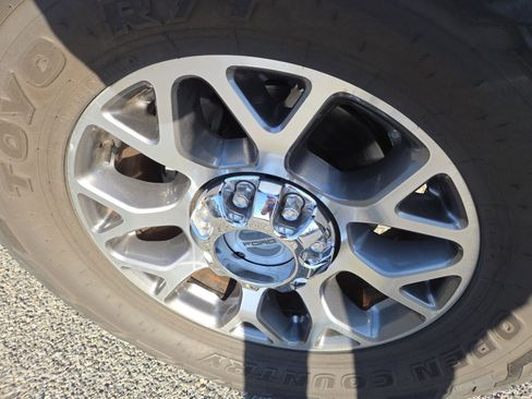 Used 2022 Ford F350 Lariat w/ Lariat Ultimate Package image 18