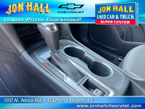 Used 2021 Chevrolet Equinox LT image 27