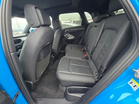 Used 2023 Audi Q3 2.0T Premium image 8