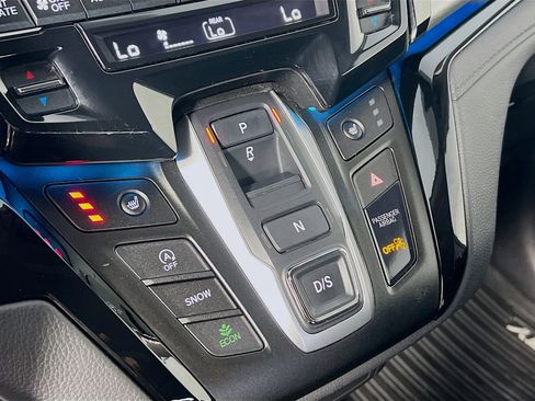 Used 2023 Honda Odyssey Touring image 25