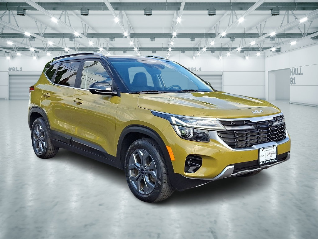 Certified 2024 Kia Seltos S AWD/4WD image 1