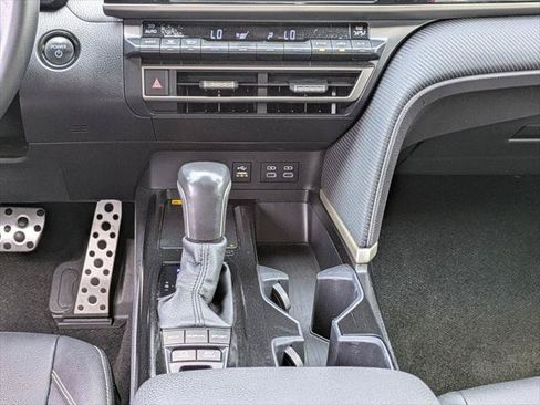 Certified 2025 Toyota Camry SE FWD image 18