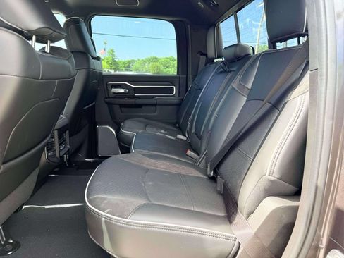 New 2026 RAM 2500 Laramie AWD/4WD image 11