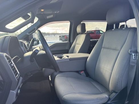 Used 2016 Ford F150 XLT w/ Equipment Group 302A Luxury image 10