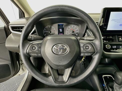Used 2024 Toyota Corolla LE FWD image 11