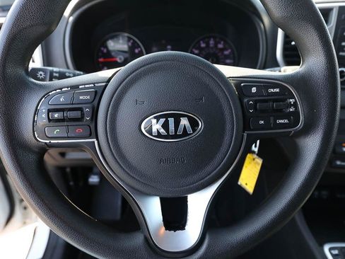 Used 2019 Kia Sportage LX FWD image 15
